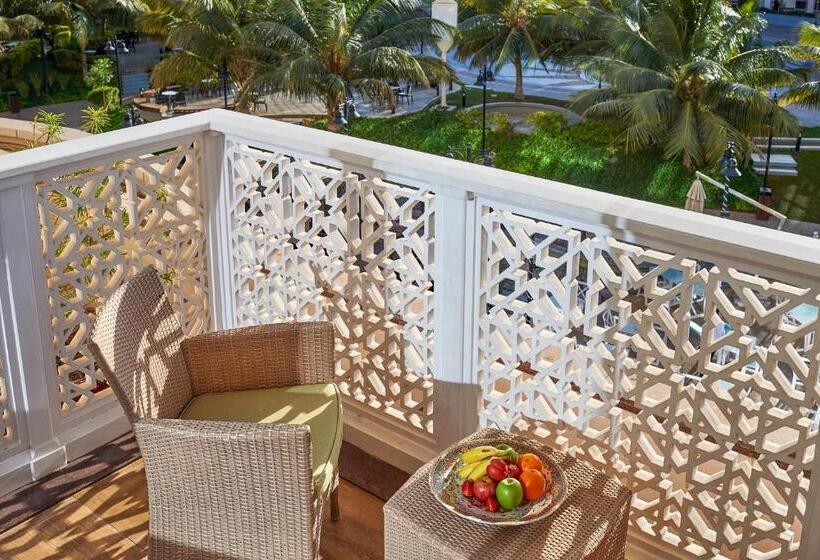 سوئیت اجرایی با چشم‌انداز باغ, Salalah Gardens Hotel Managed by Safir Hotels & Resorts