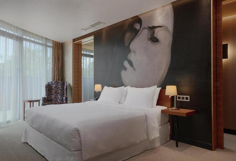阁楼套房, Four Points By Sheraton Kecskemét Hotel és Konferenciaközpont