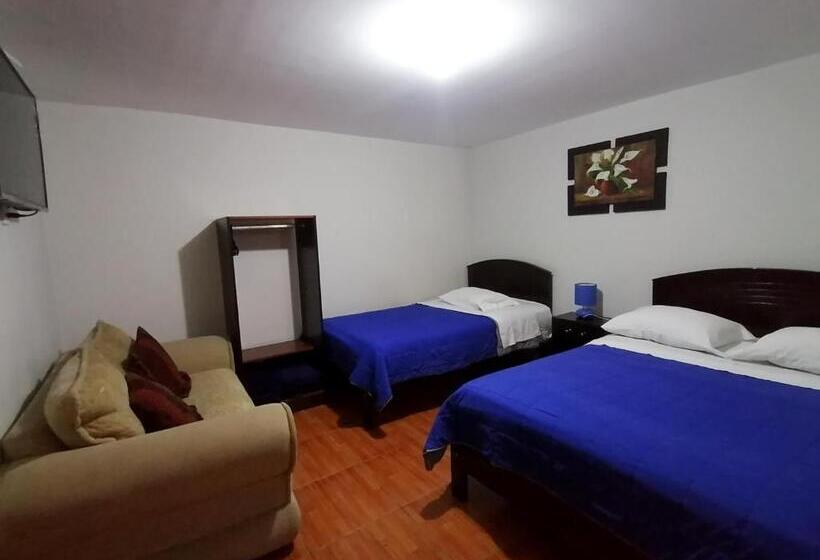 اتاق استاندارد سه نفره, La Encantada