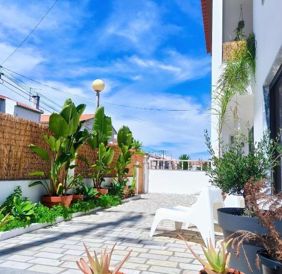 Люкс Повышенной Комфортности, Supertubos House Peniche