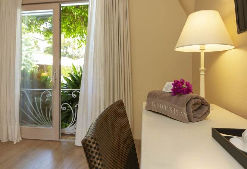 Классический Номер, Simius Playa