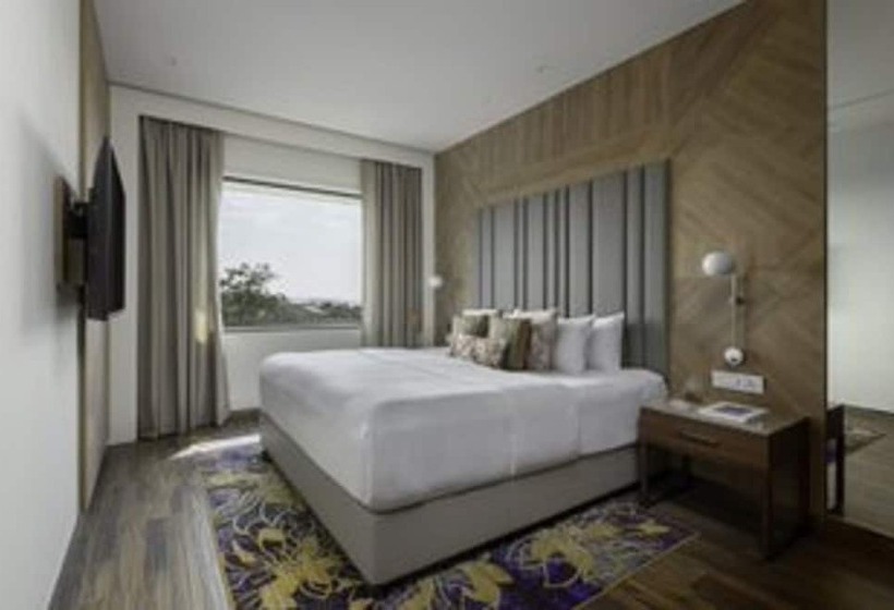 Suite Executiva, Vivanta Mangalore Oldport Road   Formerly Known As Taj Manjarun