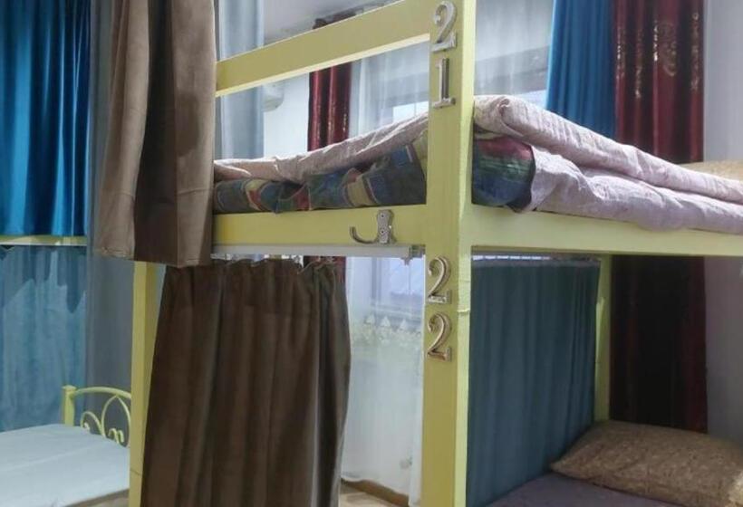 تختخواب در اتاق مشترک, Assem Hostel Dostyk