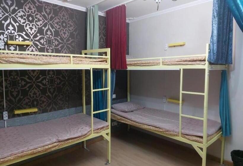 تختخواب در اتاق مشترک, Assem Hostel Dostyk