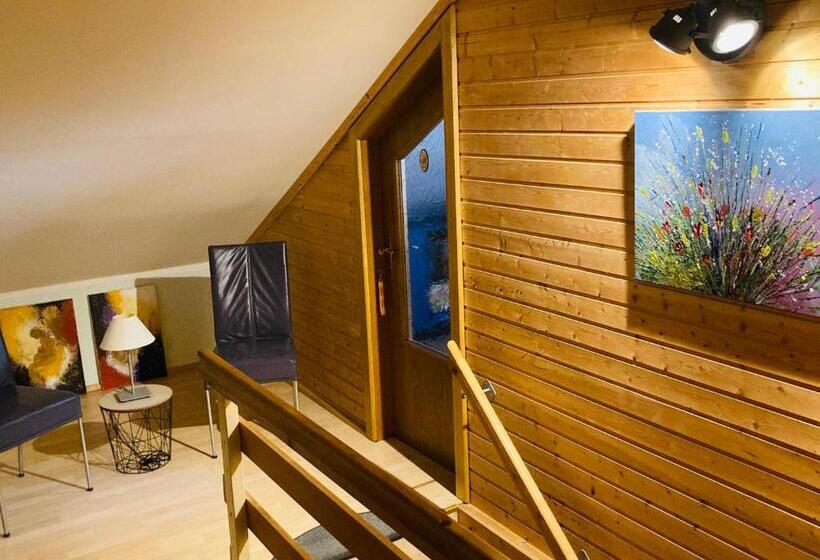 اتاق استاندارد, Almhütte Zwei Welten