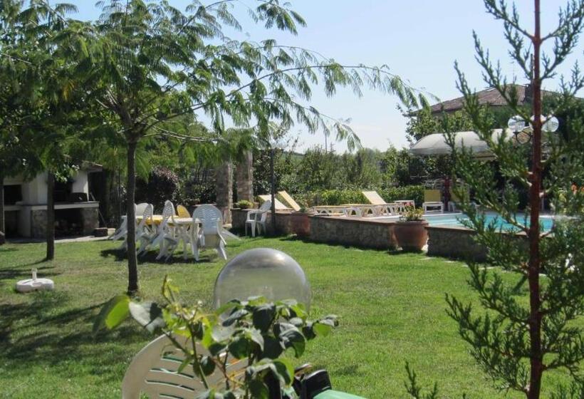 اتاق استاندارد سه نفره, B&b Il Nido Del Merlo