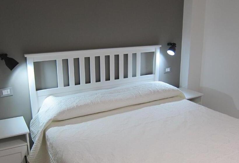 家庭套房, Federico Secondo B&b