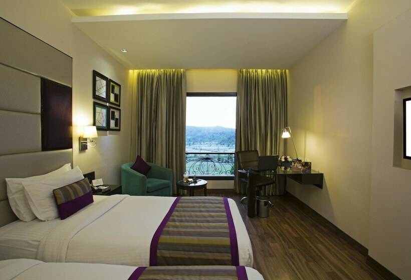 اتاق لوکس, Golden Tulip Chandigarh, Panchkula