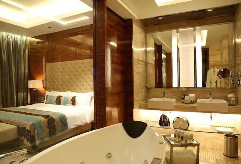 سوییت اجرایی, Taj City Centre  Gurugram