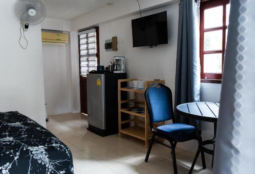 Номер Basic, Friends Of Koh Samui 1