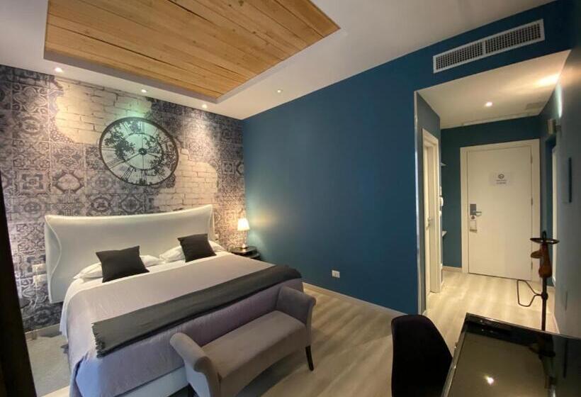 اتاق لوکس با بالکن, Residenze Romano Ristorante & Spa Albergo Diffuso  White
