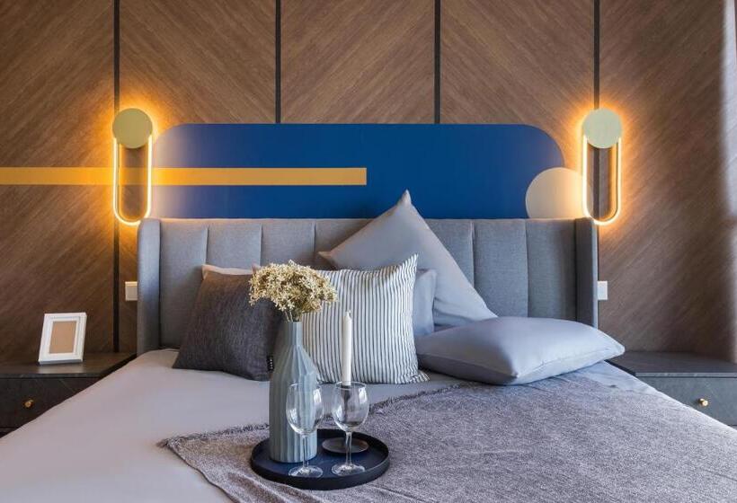 آپارتمان 2 خوابه, Continew Residensi By Airhost