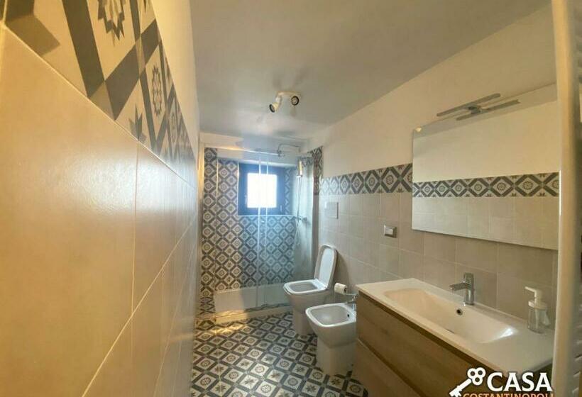 Номер Стандарт, Casa Costantinopoli