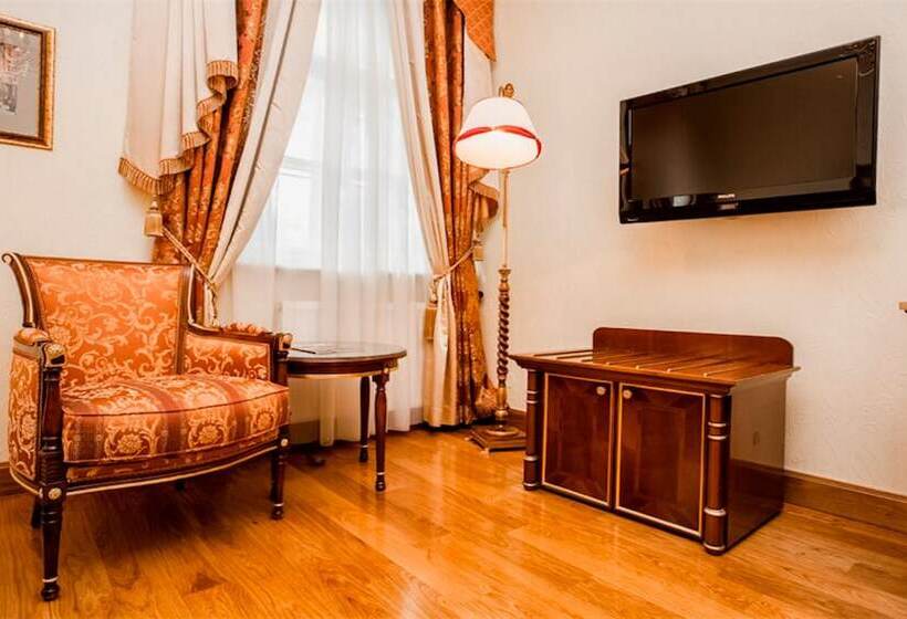 اتاق استاندارد, Petroff Palace Boutique