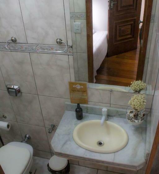 اتاق استاندارد, Pousada Flor De Lis
