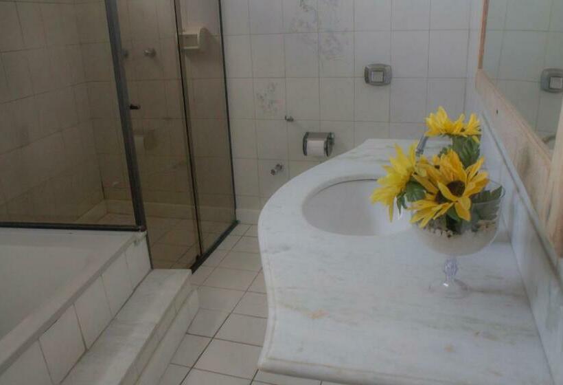 اتاق استاندارد سه تخته با چشم‌انداز, Pousada Flor De Lis