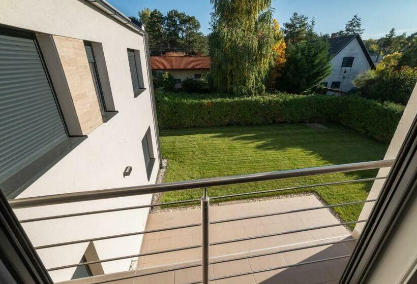 Семейный Номер, Golden Beach Apartments Siófok