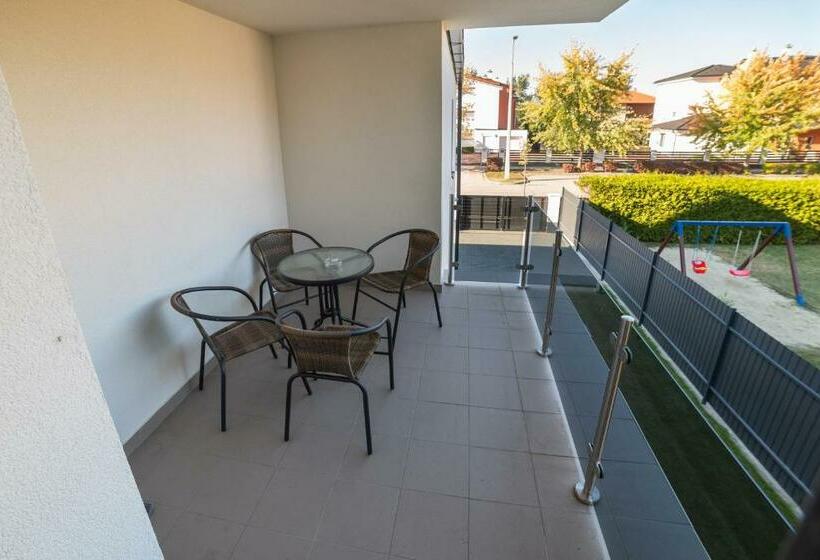 Семейный Номер, Golden Beach Apartments Siófok