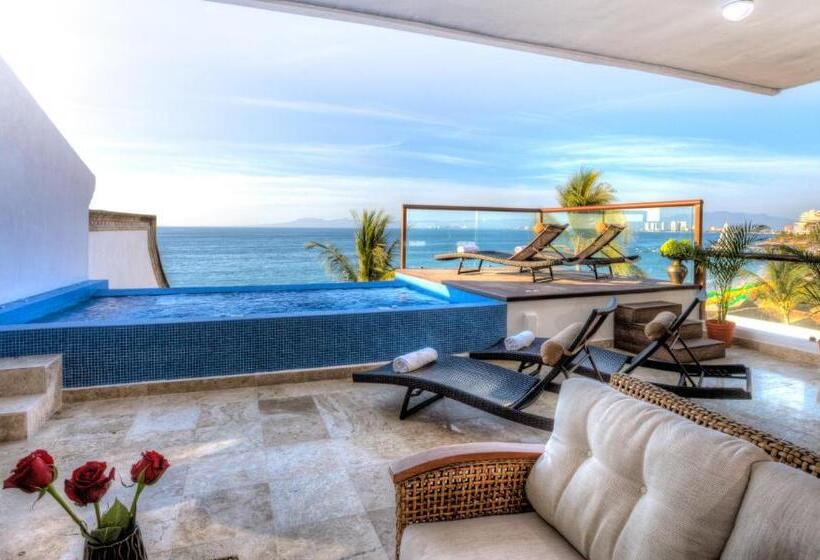 3 Bedroom Suite, Vallarta Shores Beach