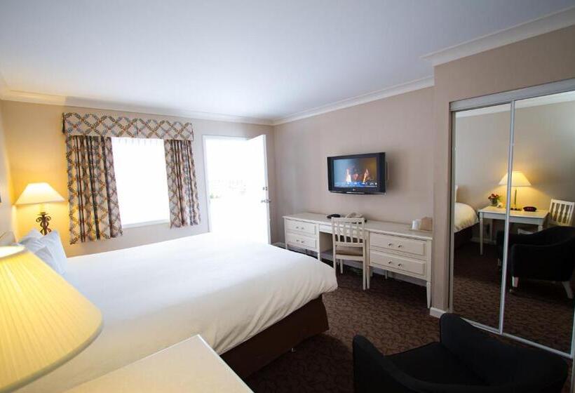 标准间, Glenwood Inn & Suites