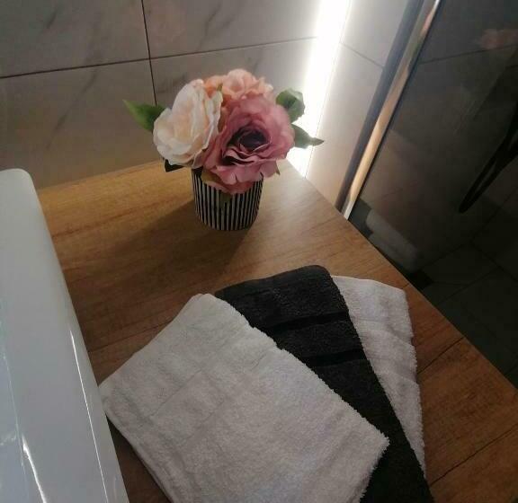 اتاق لوکس, Cozy Rooms Toplita