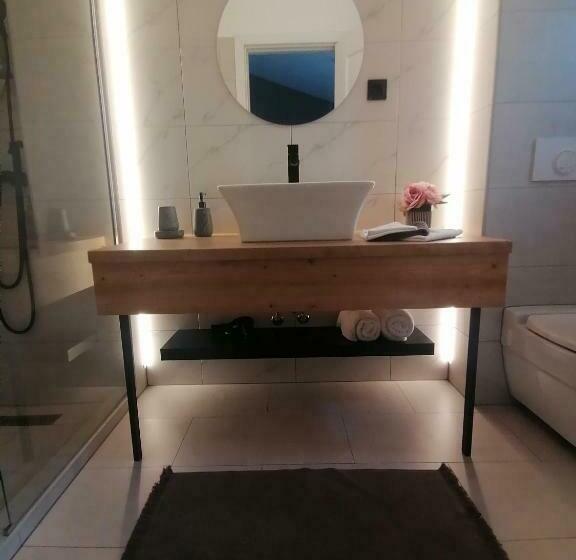 اتاق لوکس, Cozy Rooms Toplita