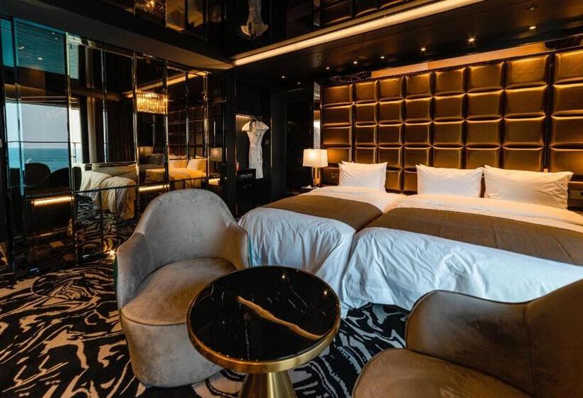 Люкс Вид на Море, Best Louis Hamilton Hotel Ocean Terrace
