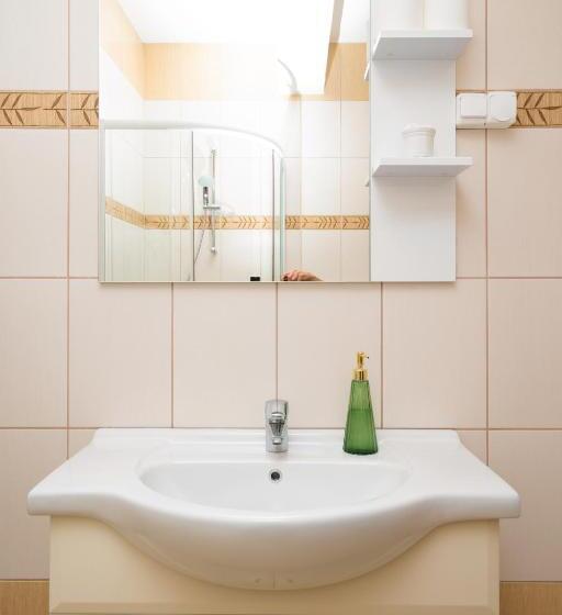 Полулюкс с Балконом, Art E Boutique Rooms