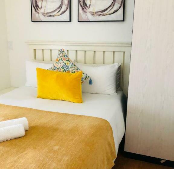 اتاق استاندارد, Bluebanana Lodge