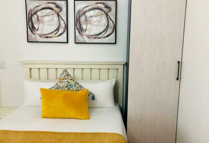 اتاق استاندارد, Bluebanana Lodge