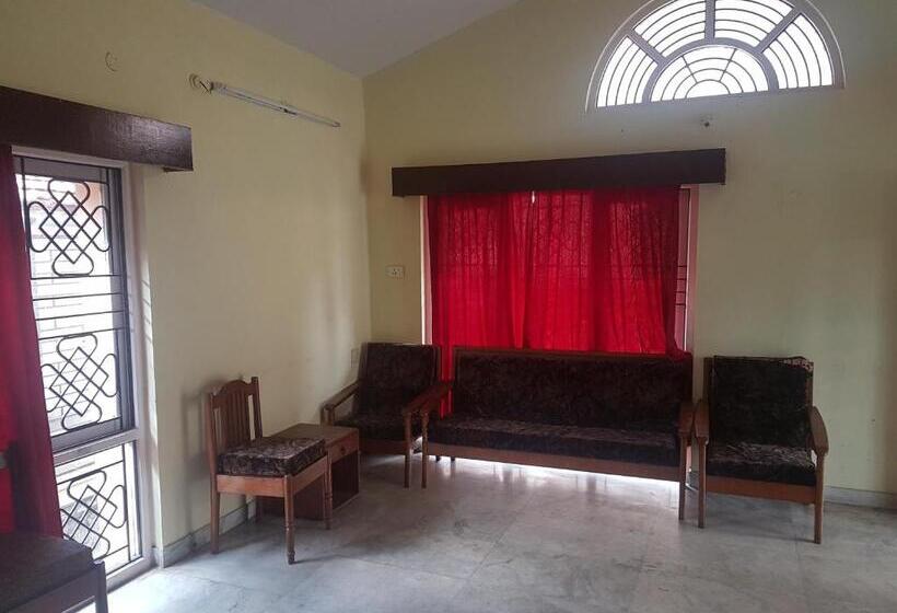 سوییت خانوادگی, Kumaragiri Cottages Kodaikanal