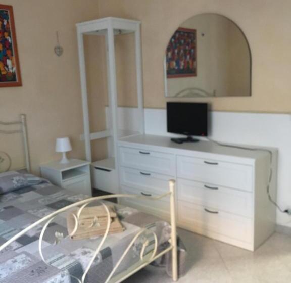 اتاق استاندارد با سرویس بهداشتی مشترک, B&b Baby Park