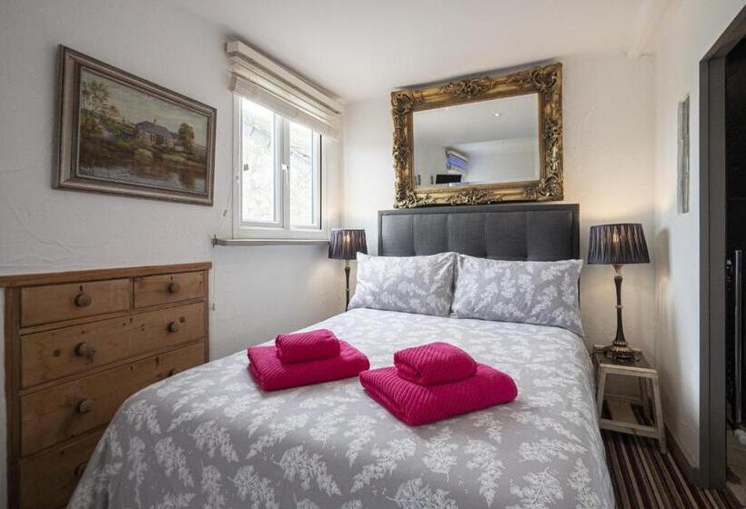 اتاق استاندارد با چشم‌انداز دریا, Cornerways Guest House