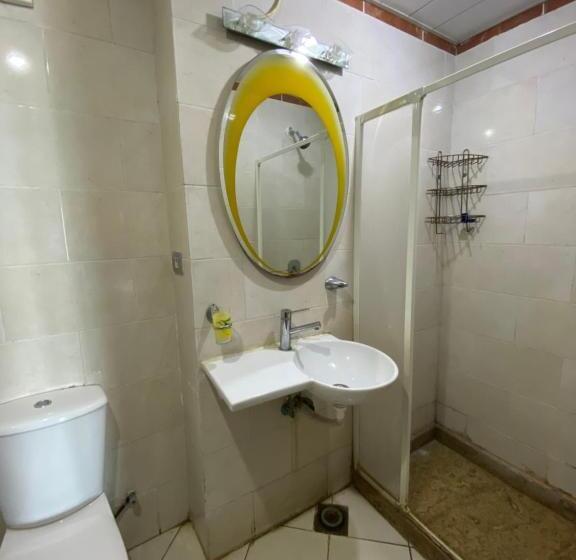 اتاق خانوادگی با چشم‌انداز جانبی دریا, Porto Marina Resort Apartments Familie