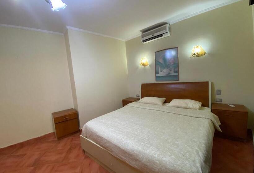 اتاق خانوادگی با چشم‌انداز جانبی دریا, Porto Marina Resort Apartments Familie