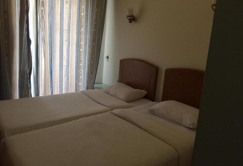 آپارتمان 1 خوابه با چشم‌انداز استخر, Porto Marina Resort Apartments Familie