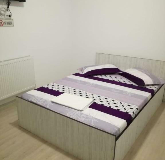 스탠다드 트리플 룸, Yraida S House Constanta