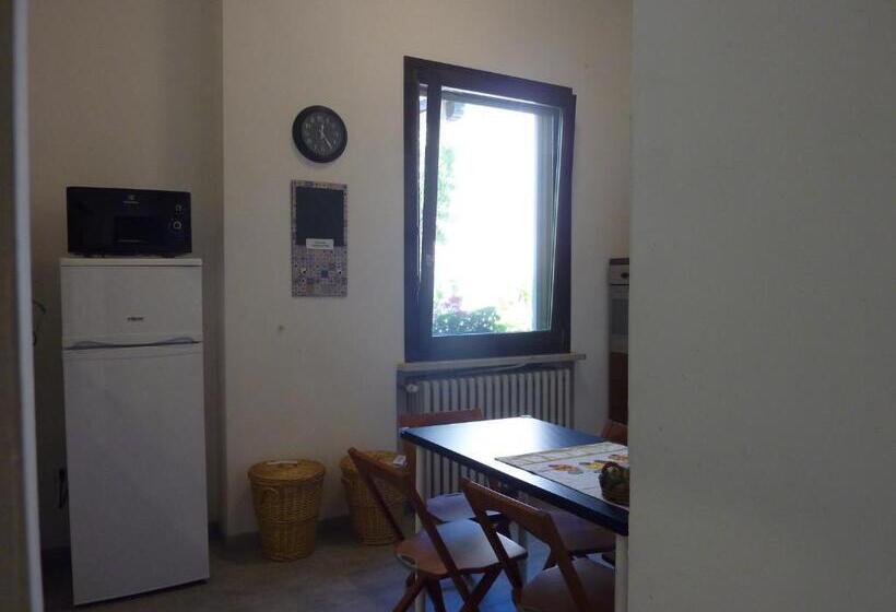 آپارتمان 1 خوابه, B&b Il Melograno