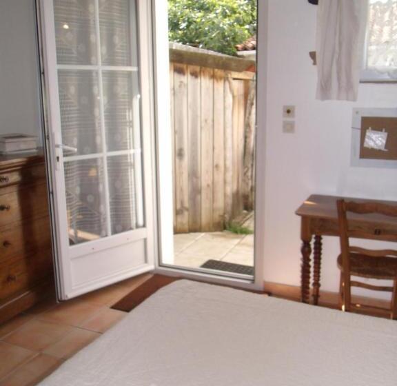 Standard room with outdoor bath, Les Bois Flottés En Ré