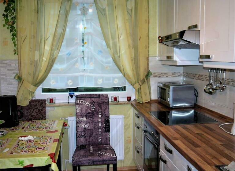 חדר דלוקס יחיד, Messe Zimmer In Geteilter Wohnung
