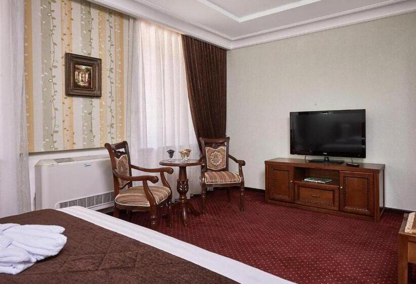 اتاق استاندارد با تخت بزرگ, лайнер горный курортный комплекс Layner в чимгане