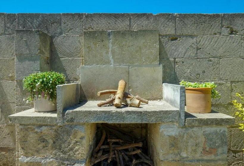 Номер Стандарт, Masseria Asteri B&b