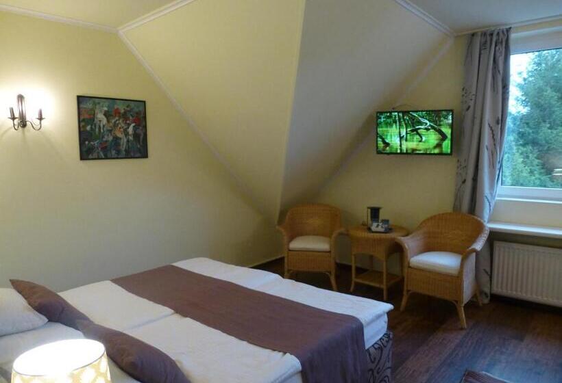 استودیوی استاندارد, Albergo Giardino