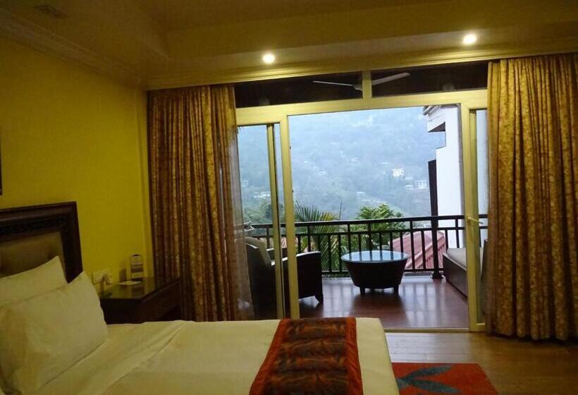 اتاق لوکس, Mayfair Spa Resort & Casino