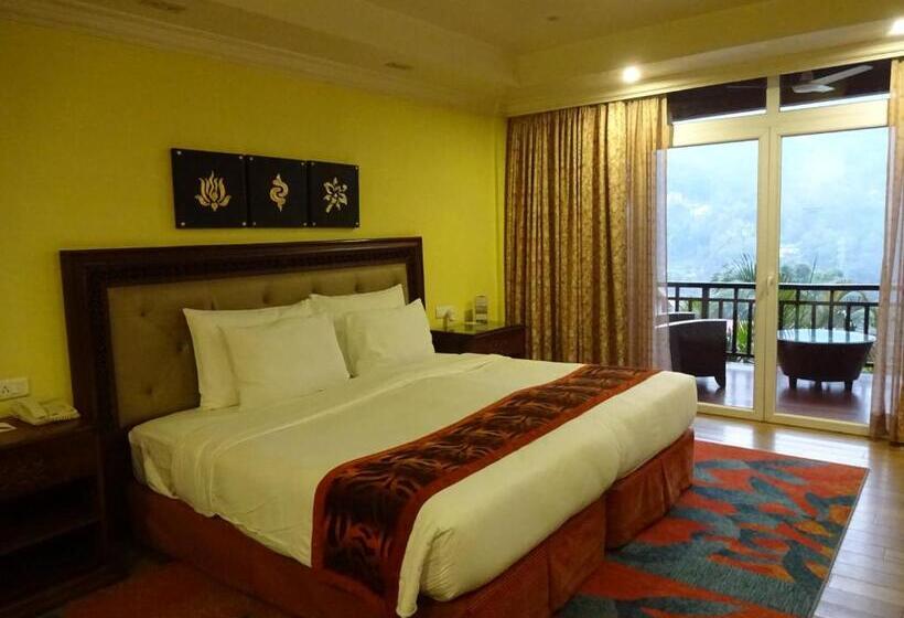 اتاق لوکس, Mayfair Spa Resort & Casino