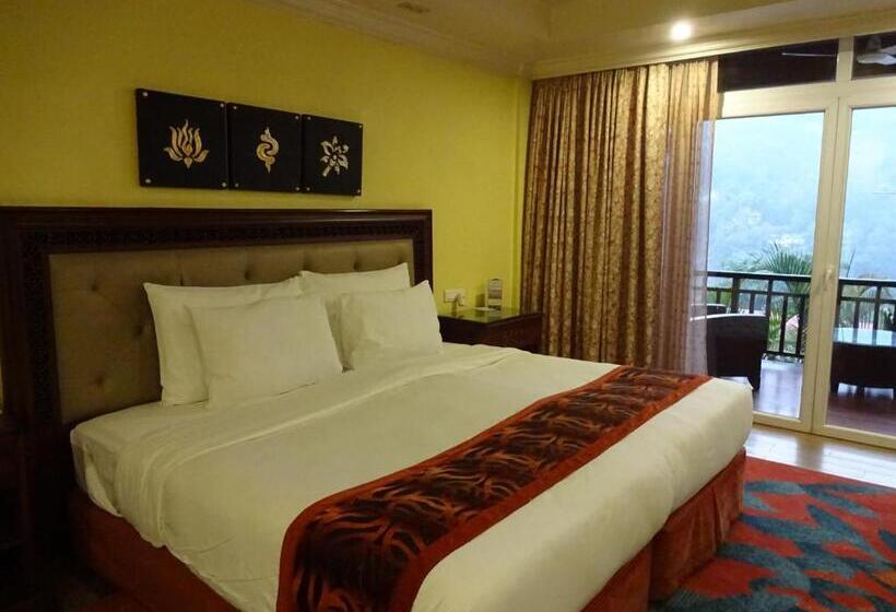 اتاق لوکس, Mayfair Spa Resort & Casino