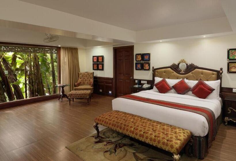 سوییت لوکس, Mayfair Spa Resort & Casino