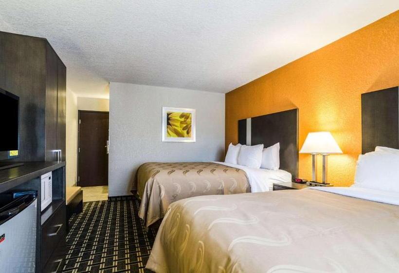 Номер Стандарт, Quality Inn