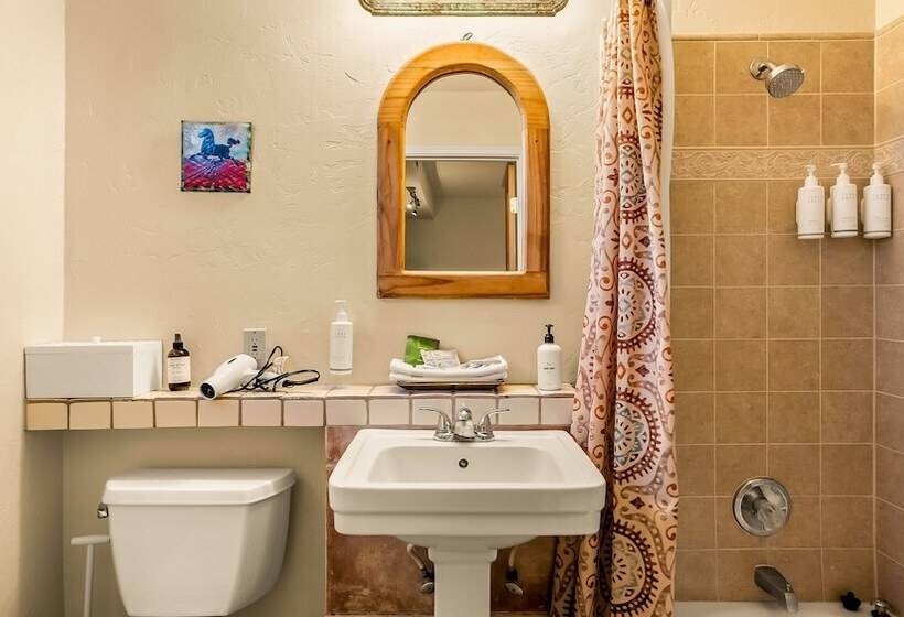 스위트, Tubac Country Inn