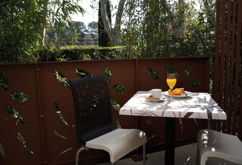 Студия Стандарт, Lagrange Aparthotel Montpellier Millénaire